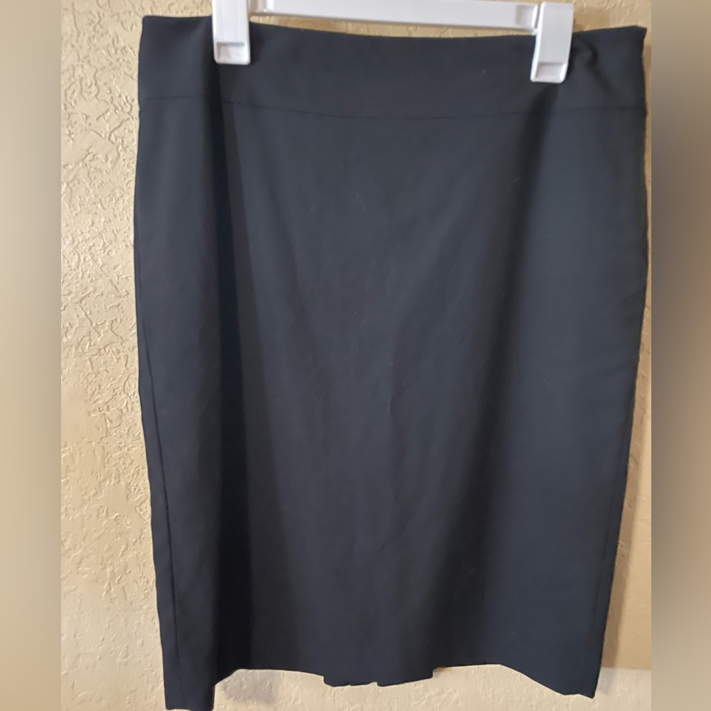 Black below knee pencil skirt